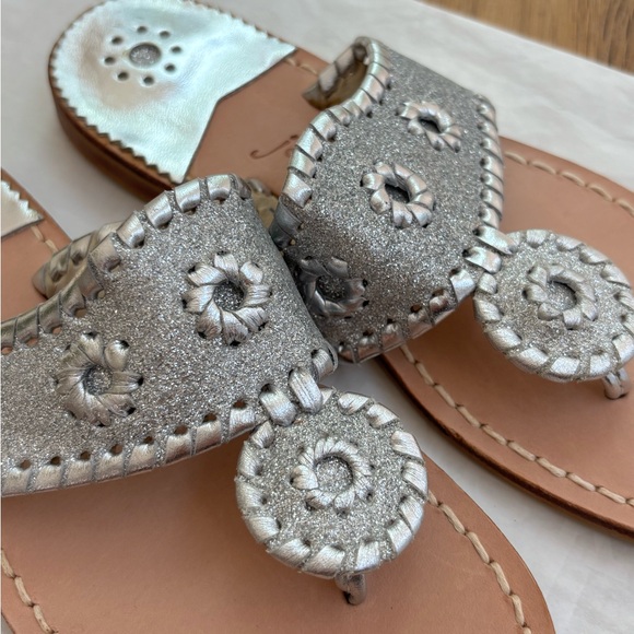 NEW!! Jack Rogers, Kids Grittery Silver Sandals, US 1 - Picture 4 of 10